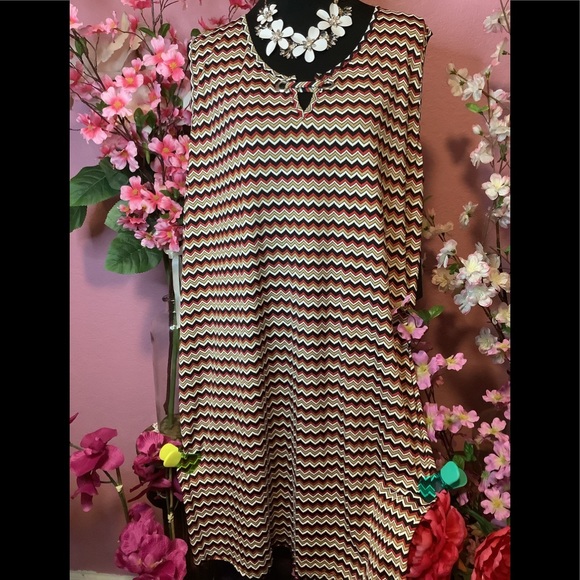 🌻NWT ESPRESSO 3X CHEVRON STRETCH KNIT DRESS - Picture 5 of 13